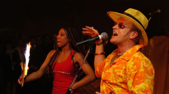 Dan Nekonečný počas vystúpenia v roku 2004.