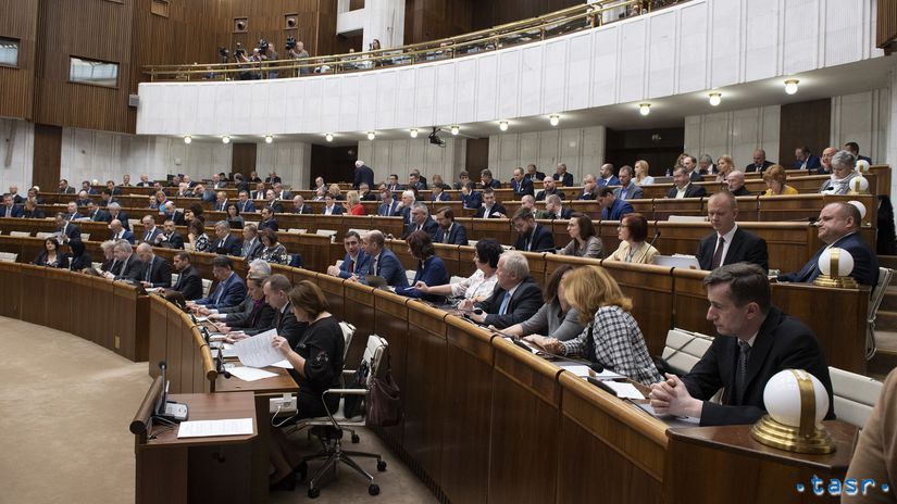 NRSR Bratislava poslanci parlament