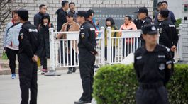 Po útoku výbušninou na policajnú stanicu v Číne hlásia troch zranených, páchateľ zomrel