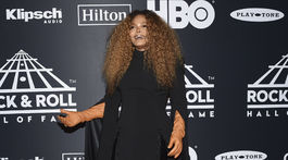 Malá sestra to dokázala! Janet Jackson sa teší, už je v spoločnosti bratov