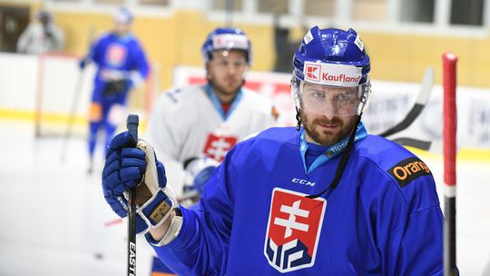 HOKEJ-MS: Tréning slovenskej reprezentácie Sersen