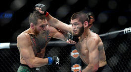 McGregor provokuje Chabiba, chce odvetu. Hrubo urazil jeho manželku