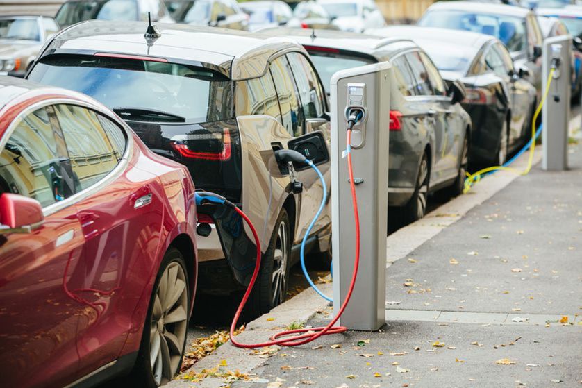 Europe is preparing for the transition to electric cars...