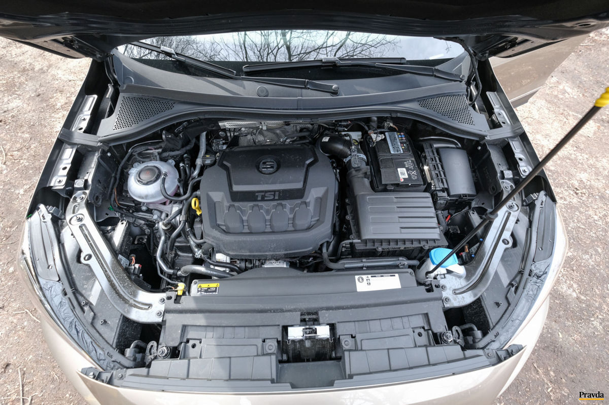 Najväčší benzínový motor v ponuke má štyri...