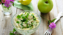 Neviete prísť na chuť kalerábu? Ako lahodný šalát vám zachutí