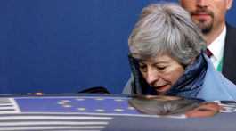 Británia ruší prípravy na neriadený odchod z EÚ
