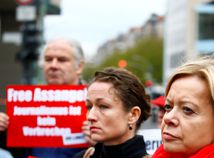 Ekvádor - Assange - Nemecko - protest