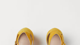 Sandáliky v žltej farbe, predáva ich H&M za 27,99 eura. 