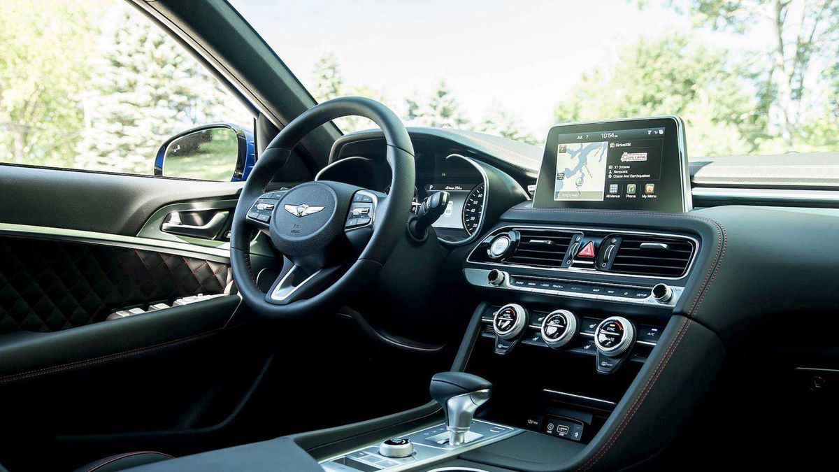 Genesis G70