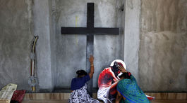 Zrútenie strechy na kostole v Juhoafrickej republike  si vyžiadalo 13 mŕtvych