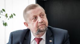 V dezinformačnej kampani na facebooku podľa prieskumu dominoval Harabin