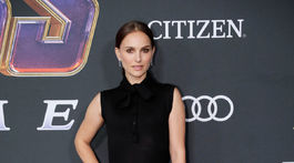 Herečka Natalie Portman prišla v kreácii Dior. 