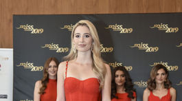Finalistka súťaže Miss Slovensko s číslom 5 Barbora Korcová.