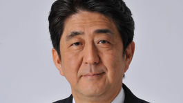 Šinzó Abe: Slovensko má veľmi výhodnú geografickú polohu v srdci Európy