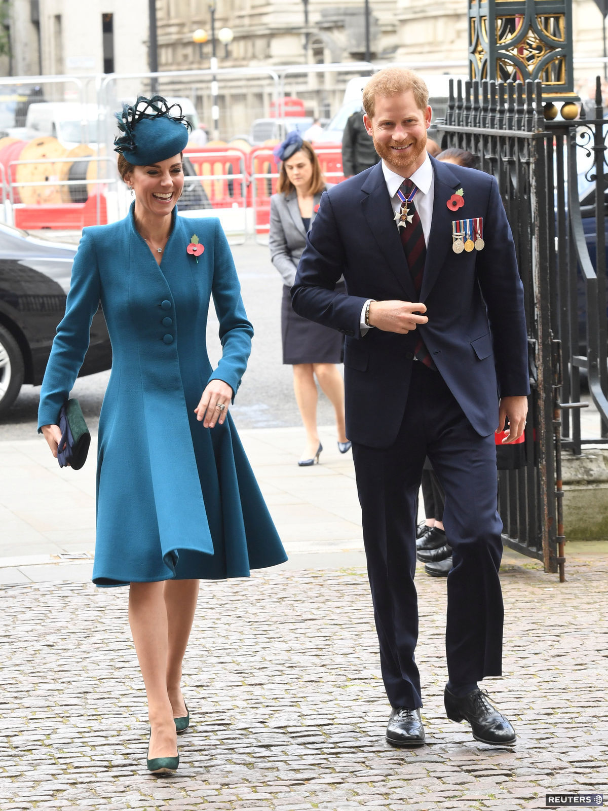 Princ Harry a jeho švagriná Catherine,...