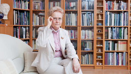 Schmögnerová: Sme v „malej“ vojne, pomohli by helikoptérové peniaze