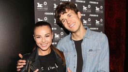 Krásna Bagárová vo víre noci! Bez svojho zápasníka, ale nie bez mužského doprovodu