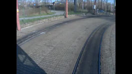 Prepadol so zbraňou pumpu, zachytila ho kamera. Pozrite si video