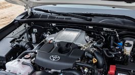 Toyota-Hilux Special Edition-2019-1024-4e