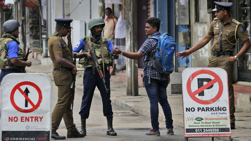Srí Lanka útoky polícia