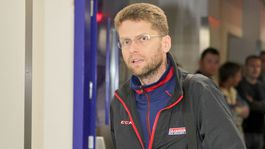 My Slováci sme iní ako Američania. Keď prehráme, myslíme si, že sme zlí