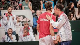 Tenisové derby. Slováci zabojujú o finálový turnaj proti Čechom