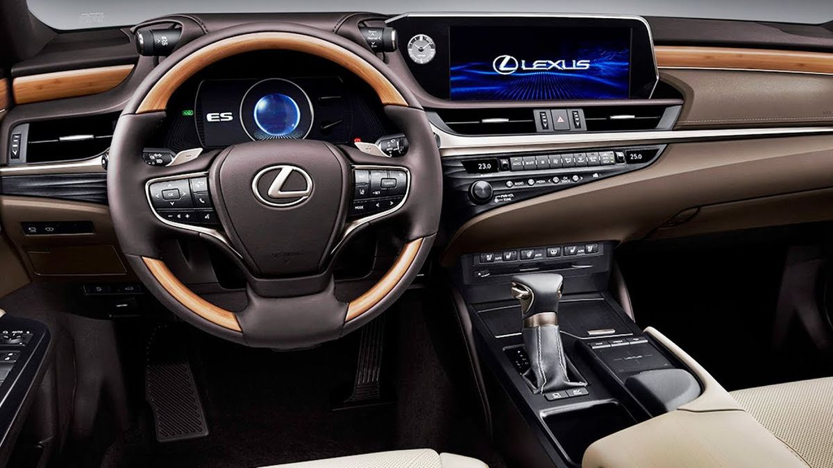 Na poslednej priečke skončil Lexus so systémom...