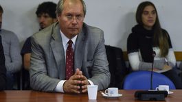 Neznámi útočníci strieľali na argentínskeho poslanca, zabili jeho priateľa