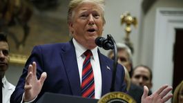 Demokrati: Ak Senát oslobodí Trumpa, utrpí celosvetová prestíž USA