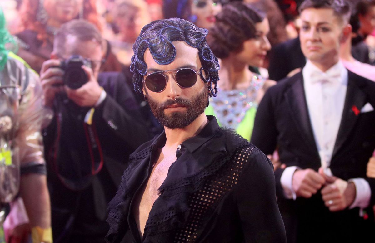 Rakúsky umelec známy pod menom Conchita Wurst...
