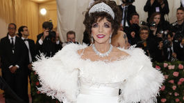 Aj na nezlomnú Alexis z Dynastie doľahla kríza: Správy sú deprimujúce 