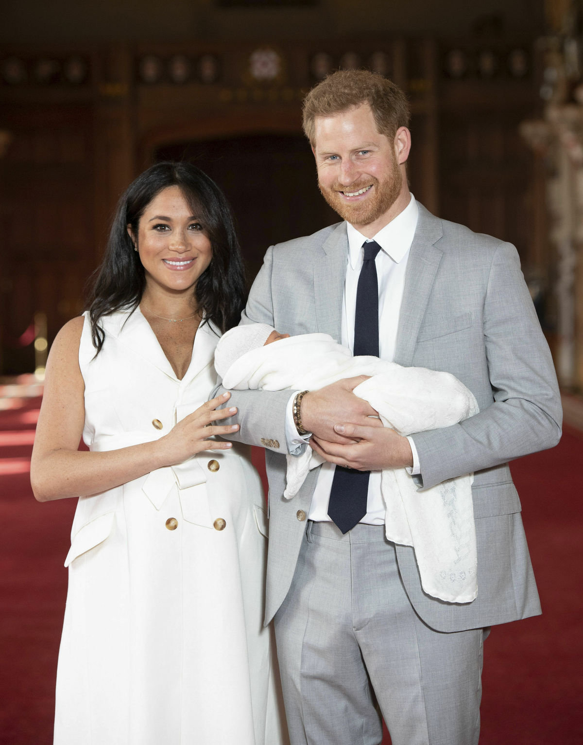 Princ Harry a vojvodkyňa Meghan pózujú s ich...