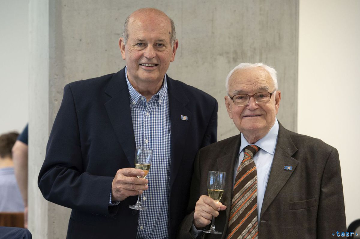 Legendárny futbalový brankár Alexander Vencel...