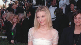 Herečka Cate Blanchett na zábere z roku 1999.