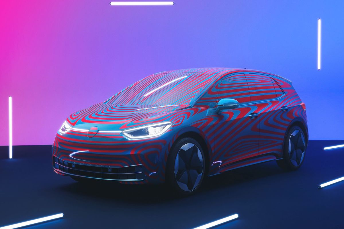 Finálny dizajn VW ID. 3 ostáva vďaka kamufláži...