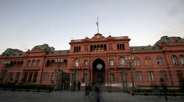 Do Argentíny príde tím MMF, krajina je bližšie k bankrotu