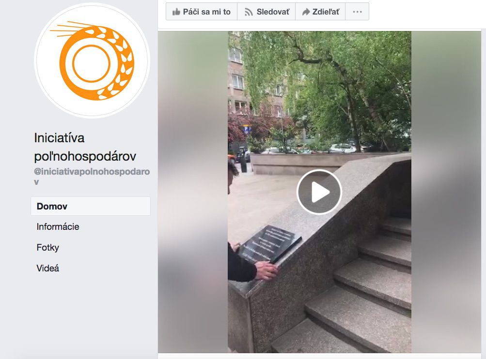 Iniciatíva poľnohospodárov chcela osadiť tabuľu.