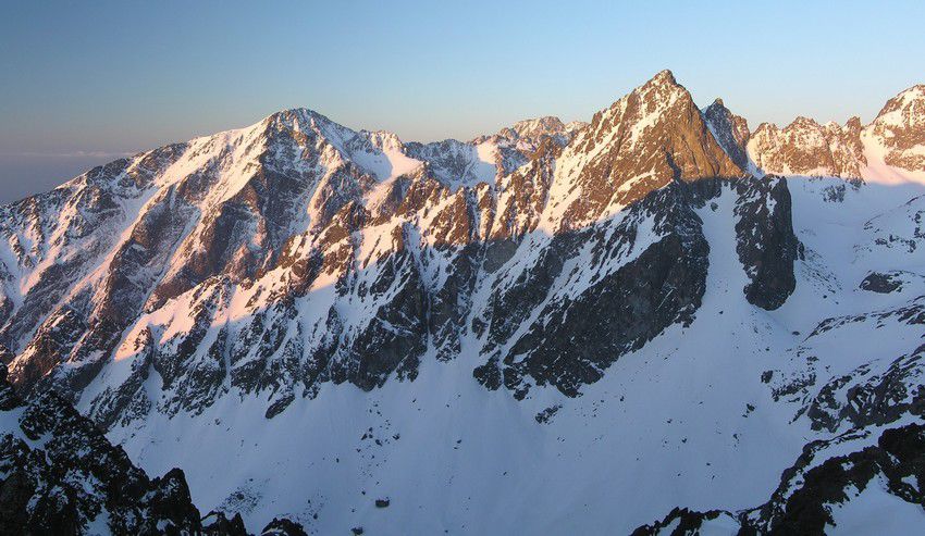 Strednohroť