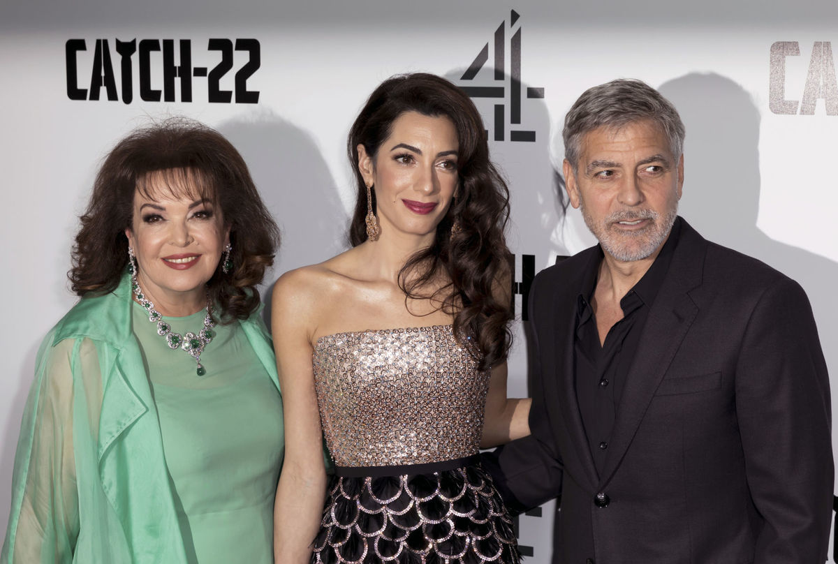 Americký herec George Clooney, jeho manželka...