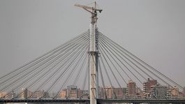V Káhire otvorili najširší visutý most na svete. Pozrite si fotografie