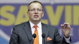 Kollár o Glváčovi: Keď už padá do vody, chce so sebou stiahnuť aj druhých