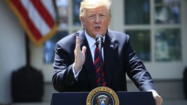 Trump sa nezhodol s Abem: "Netrápia" ho raketové skúšky Severnej Kórey