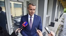 Popularita Pellegriniho rastie, Fico je pre voličov stále osobnosť, tvrdí Raši