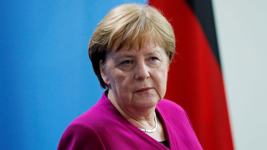 Merkelová prisľúbila pomoc pri obnove územnej celistvosti Ukrajiny