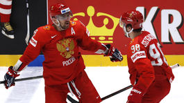 VIDEO: Narazí kosa na kameň. A Rusov konečne niekto preverí