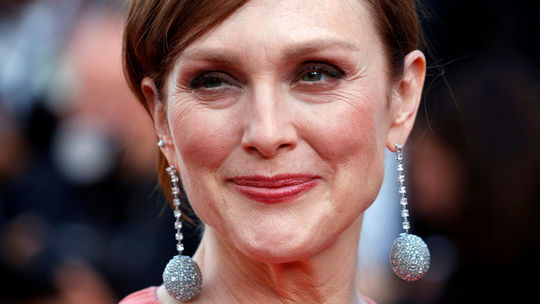 Herečka Julianne Moore na filmovej premiére v...