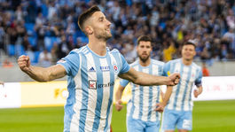 Šporar vyrovnal Semeníka, Vittek sa rozlúčil. Trenčín bude hrať o záchranu