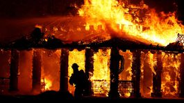 Pri požiari kliniky v ukrajinskom prístave Odesa zomrelo šesť ľudí