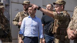 Počas ostreľovania Donecka Kyjev hovorí o rekonštrukcii Donbasu