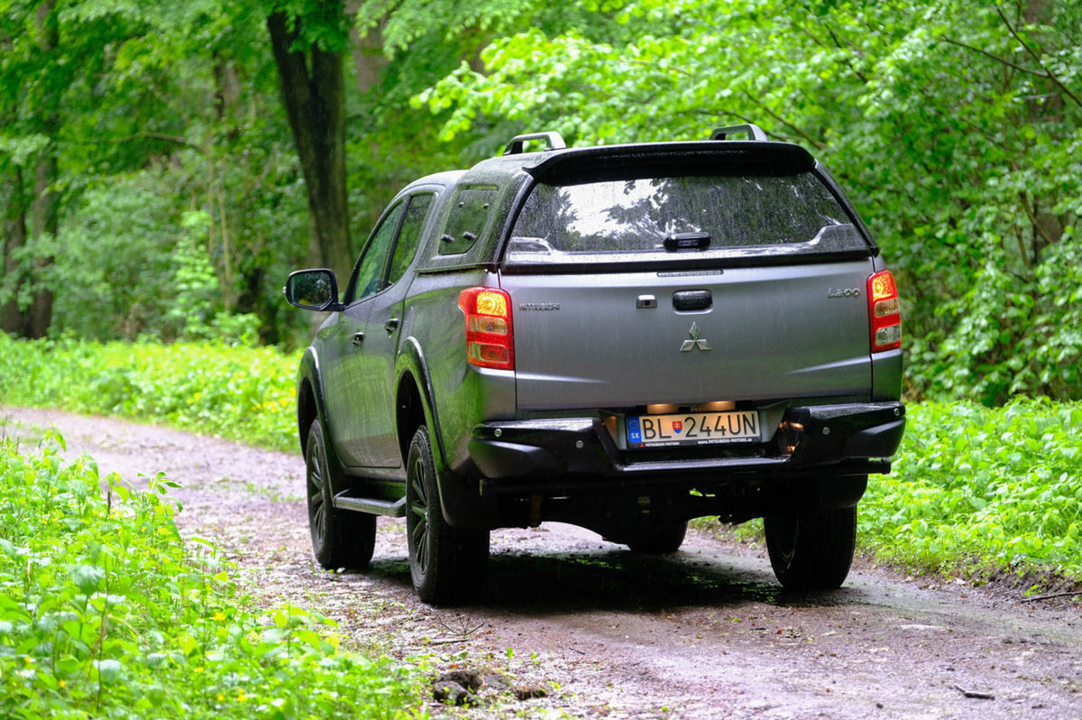 Pick-up na dĺžku meria 5 285 mm.